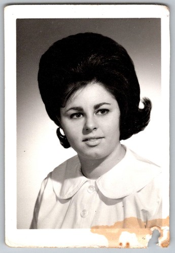 Vtg snapshot young woman - vtg,