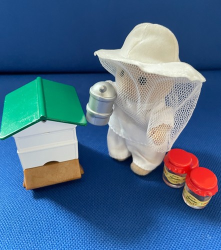 Sylvanian families bee keeper - families,