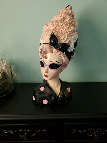 Bella lux retro lady head - lady,