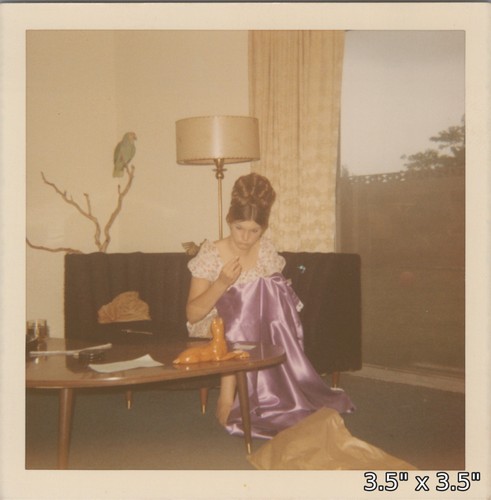 1970 pretty woman beehive hair - woman,